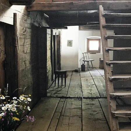 Weiss Kreuz 3* Splügen