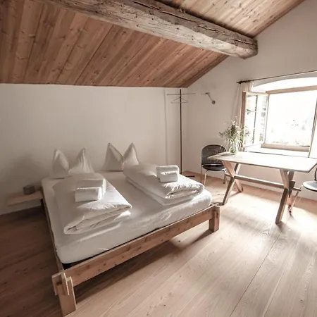 Hotel Weiss Kreuz