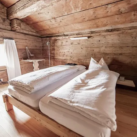 Weiss Kreuz Hotel Splügen
