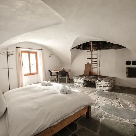 Weiss Kreuz Hotel 3*